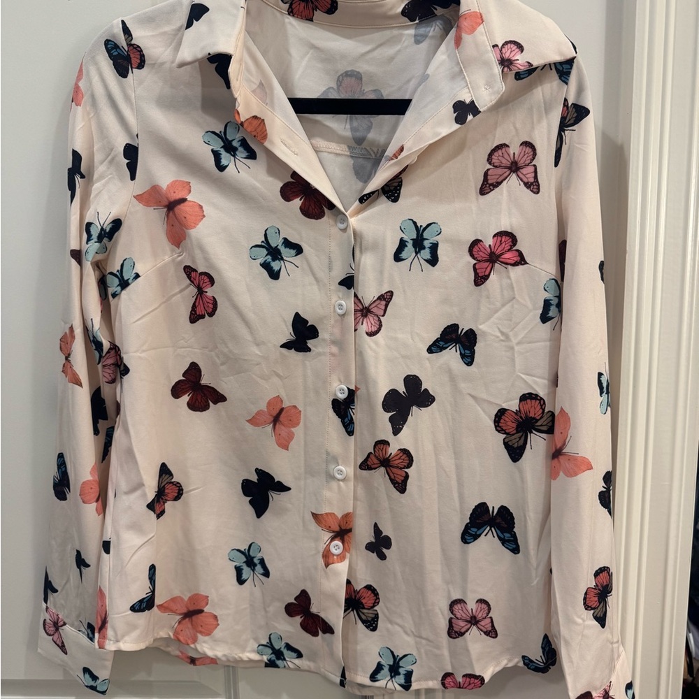 Butterfly Print Button-Up Blouse